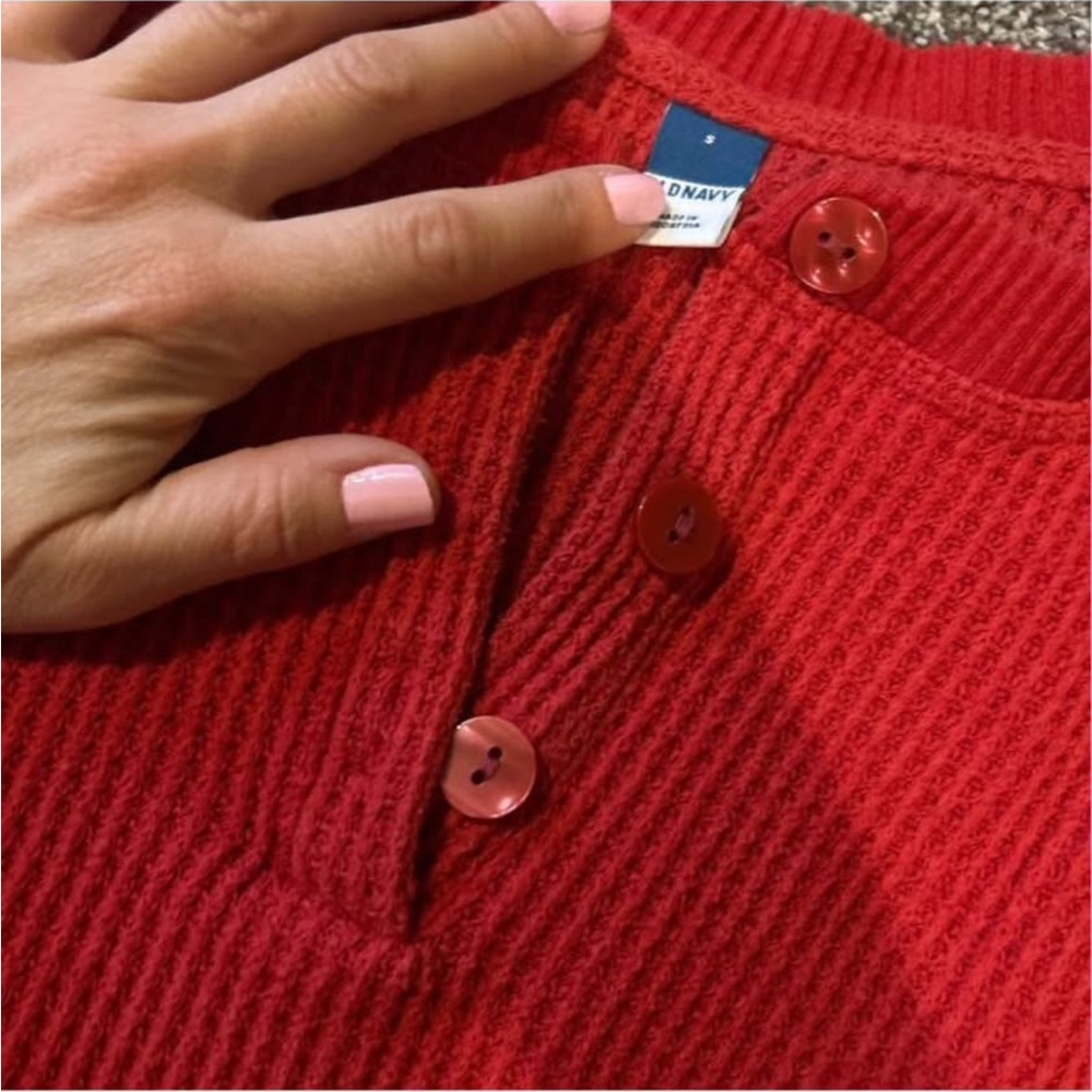 Bundle of henleys (2)